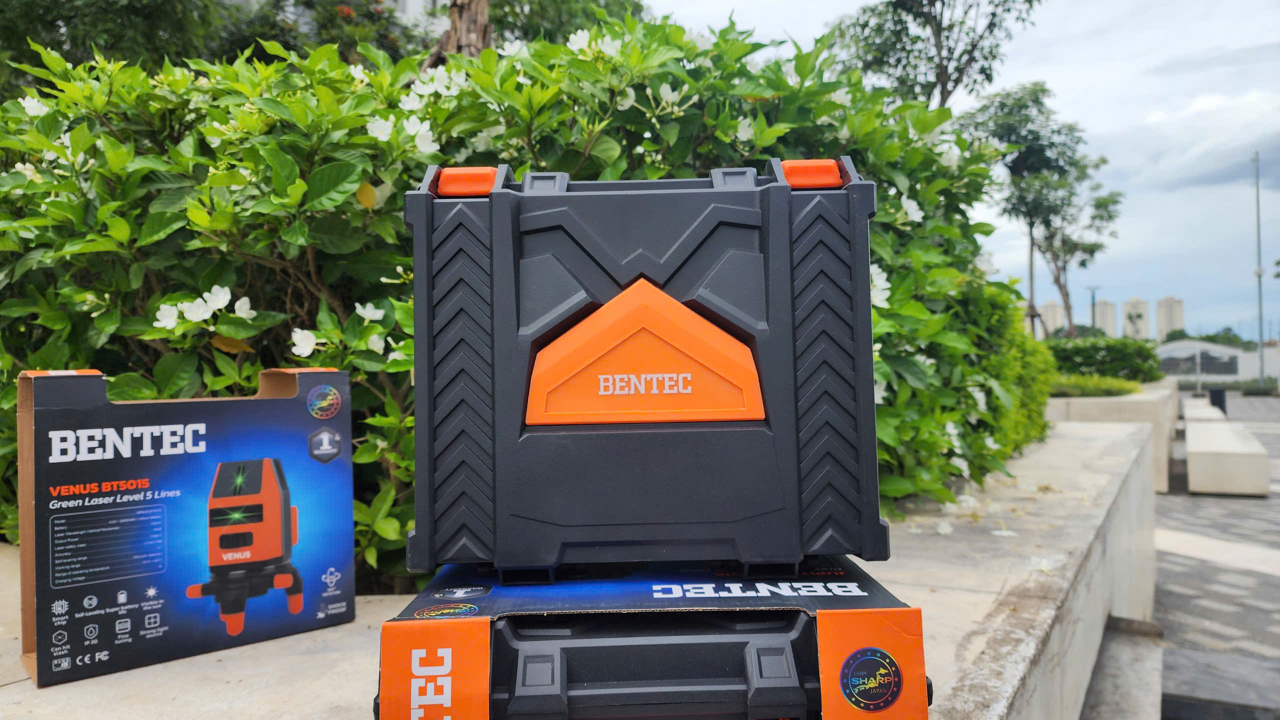 MÁY CÂN MỰC LASER 5 TIA XANH BENTEC VENUS BT5015